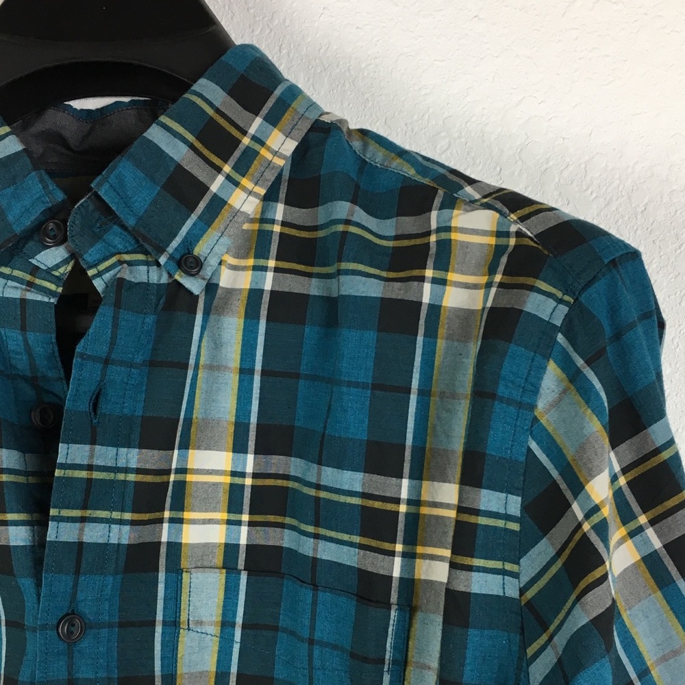 American Eagle Seriously Soft Button Down